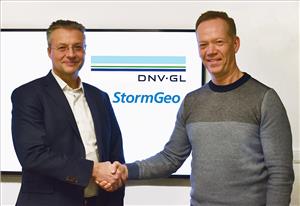 Trond Hodne, SVP at DNV GL – Maritime (left), and Per-Olof Schroeder, CEO, StormGeo.