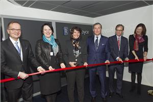 From left: Director General of Business Finland, Pekka Soini; Director General of ‎the Ministry of Employment and Economy, Ilona Lundström; Minister Anne Berner; President Rolls-Royce Marine, Mikael Mäkinen; UK’s Ambassador to Finland, Tom Dodd; Mayor of Turku, Minna Arve (Photo: Pekka Leino)